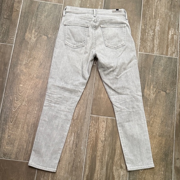 Citizens Of Humanity Rocket Crop High Rise skinny Jeans in Light Gray - Picture 10 of 12